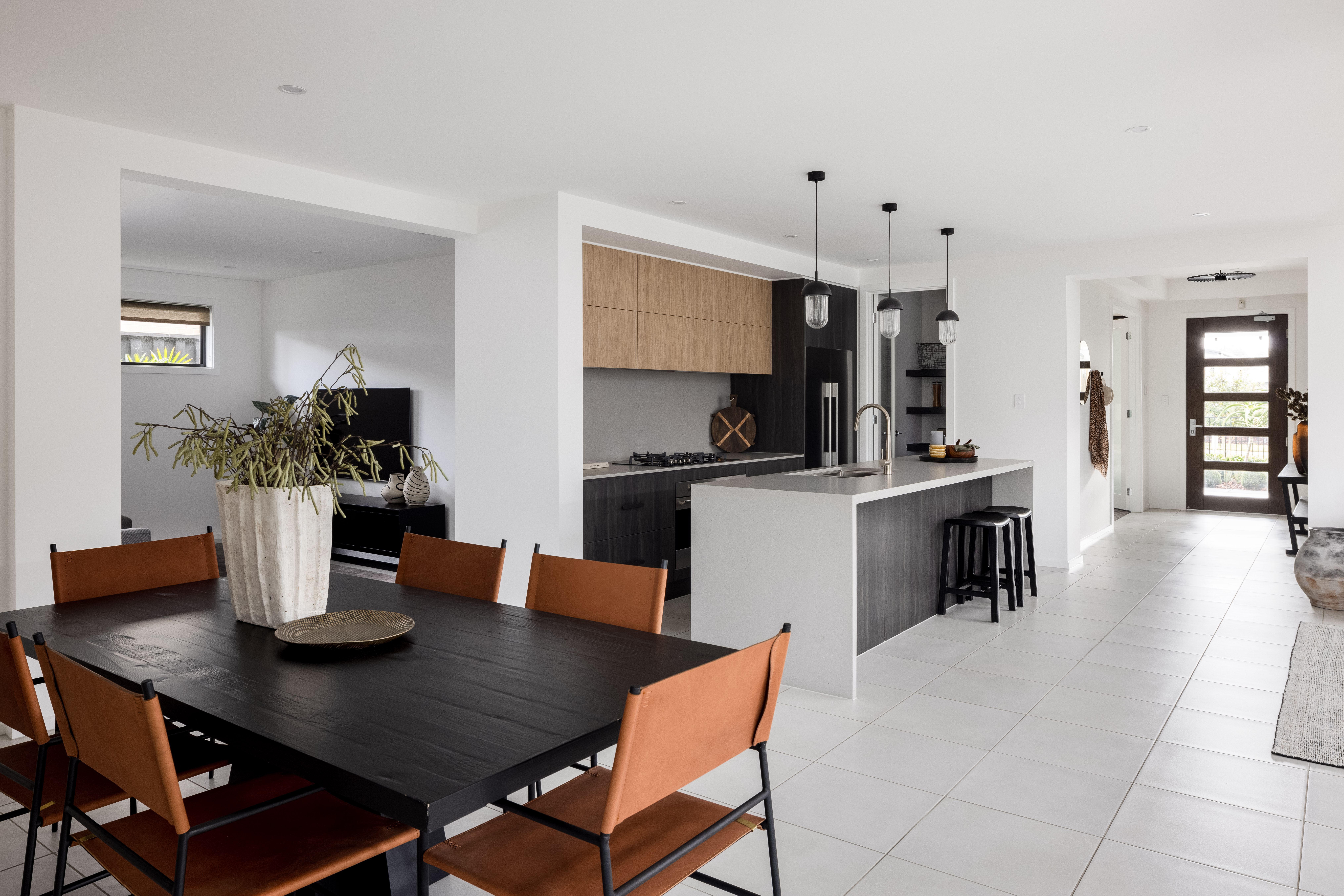 Eden 29 dining and kitchen