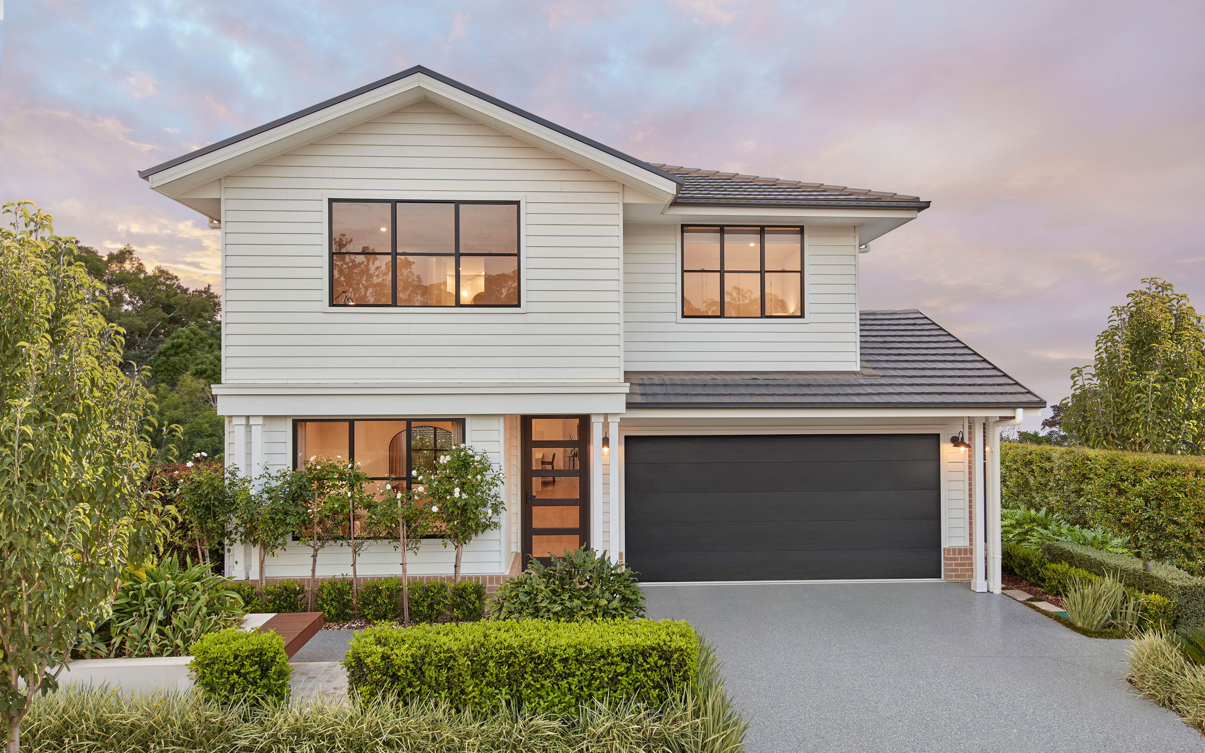 Huntley with Hamptons Starter facade