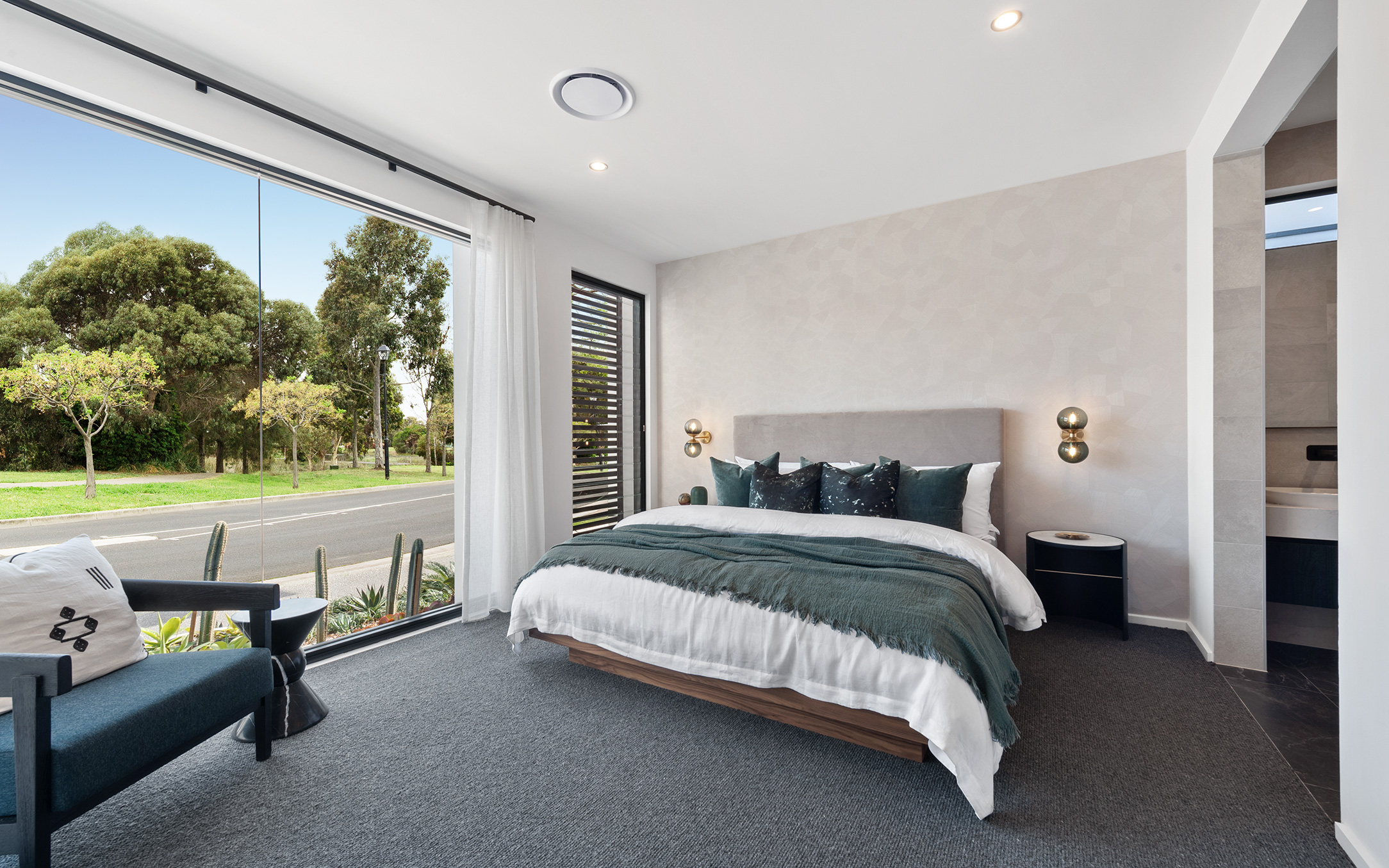 Oxford Marsden Park Display