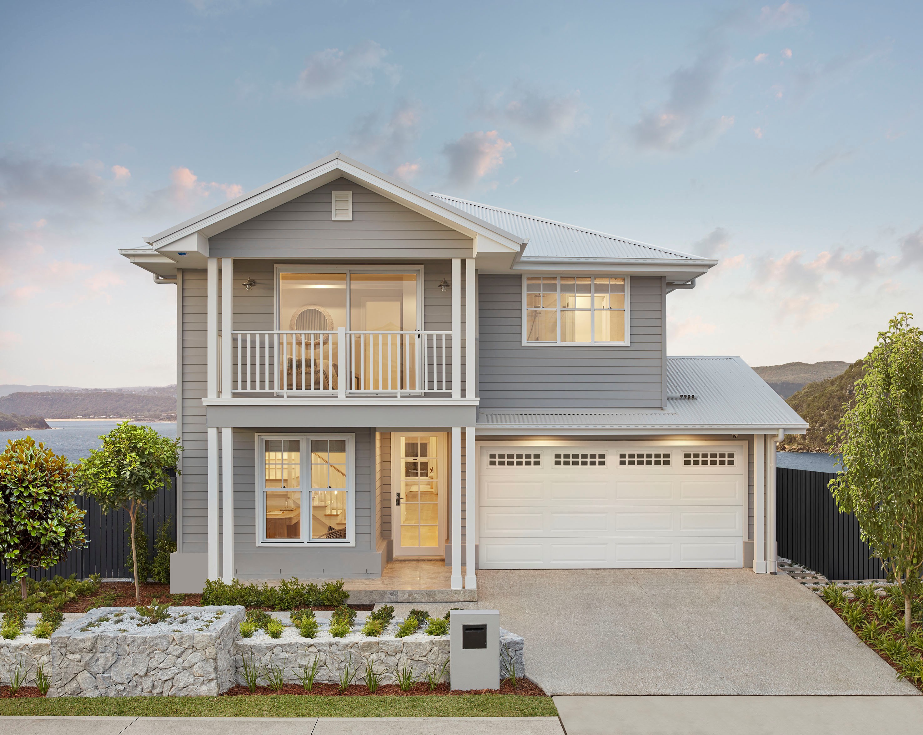 Seaview 32 MKII Special Edition with Hamptons Enhanced facade