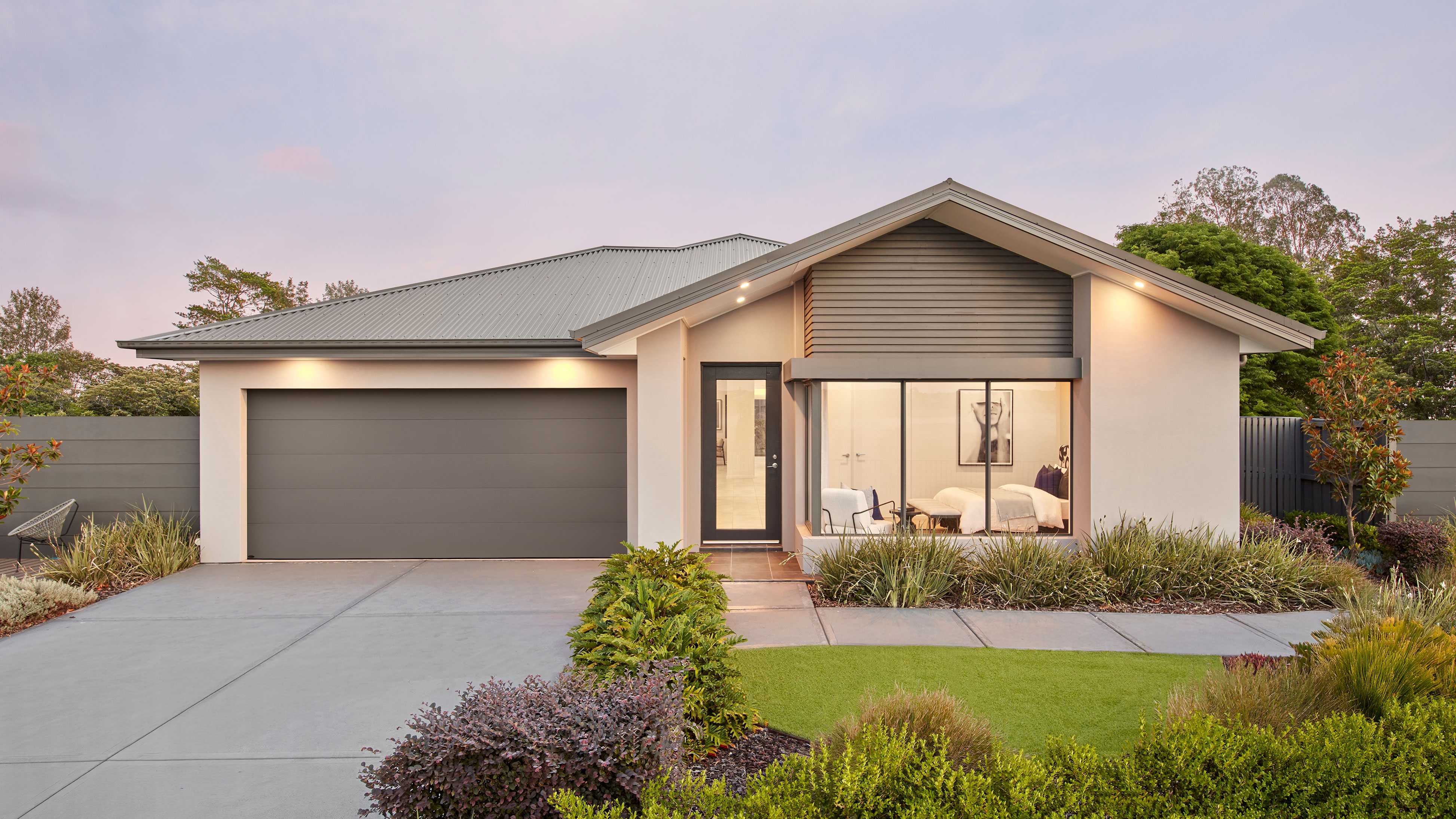 Helix with Deco facade